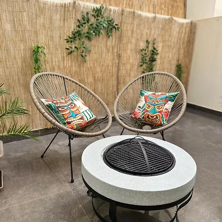 아파트 Boho Luxe Terrace - Brand New & Terrace *