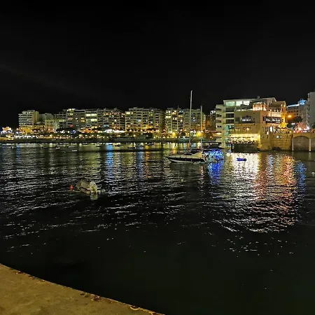 Boho Luxe Terrace - Brand New & Terrace Apartamento