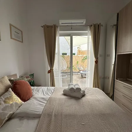 Boho Luxe Terrace - Brand New & Terrace Daire