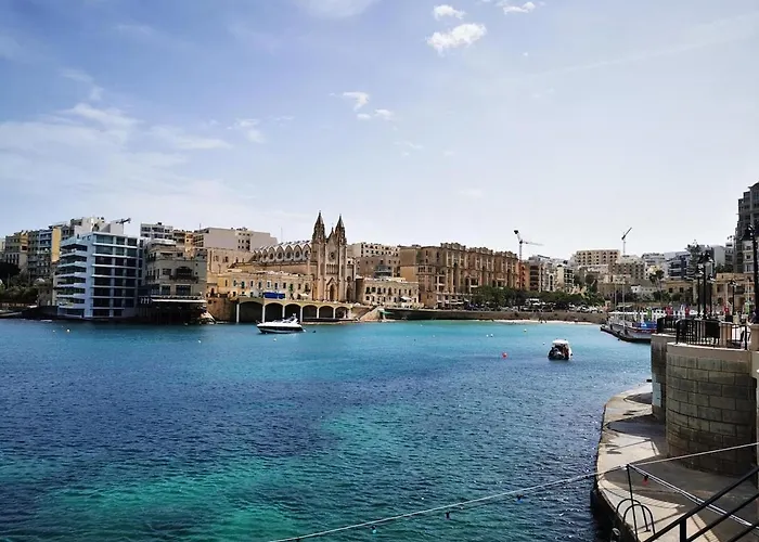 Apartment Boho Luxe Terrace - Brand New & Terrace